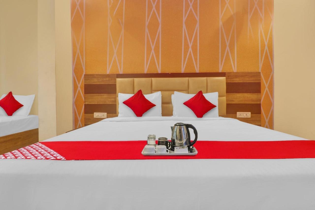 Hotel O Prince Home Stay Near Ambience Mall Neu-Delhi Exterior foto
